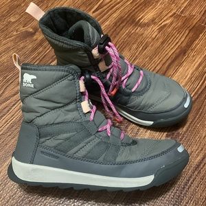 Sorel girls boots size 2
